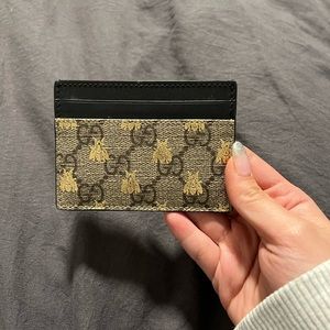 GG Supreme bees card case